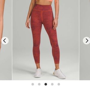 Lululemon Invigorate HR Tight 25"
Crackle Glaze Orange. Sz 2 Excellent condition
